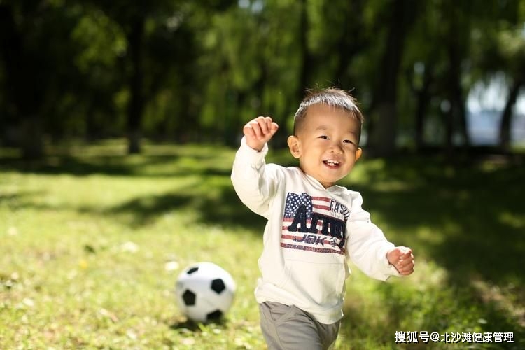 北京著名心理咨询师郭利方解析青少年常见心理问题及发展过程